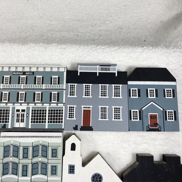 Vintage The Cats Meow Village Lot 80's-90's Wooden House Town Buildings 23-Piece - Picture 5 of 16